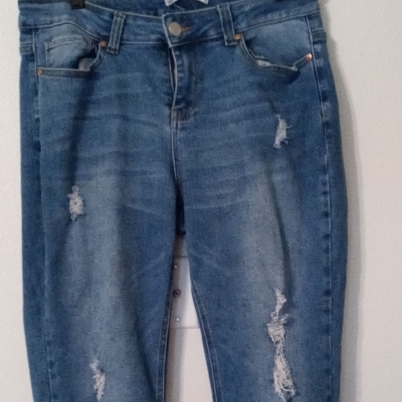 Jeans - Picture 2 of 2